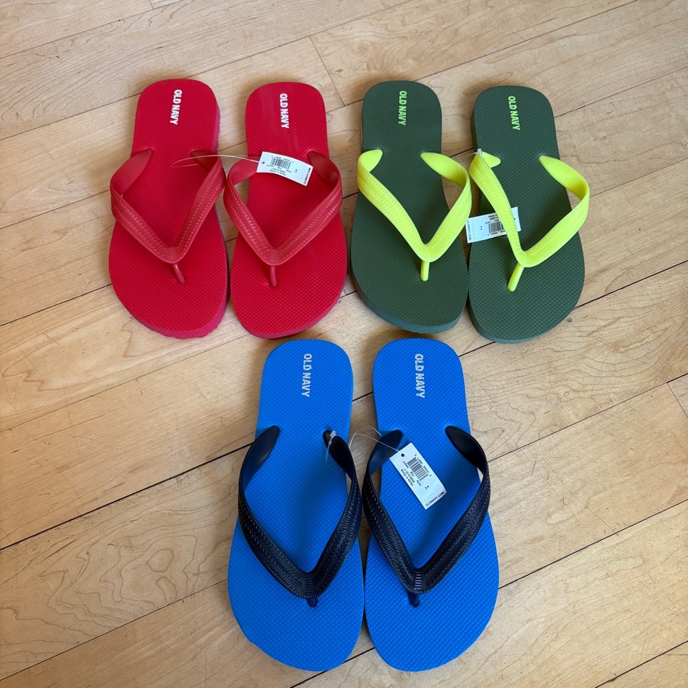 NEW Youth Size 3-4 Old Navy Flip Flops lot in Red, Green, and Blue